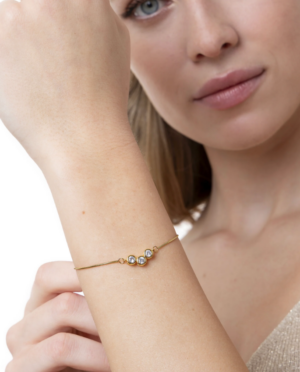 Bracciale regolabile con tre punti luce in zirconi Acciaio placcato oro