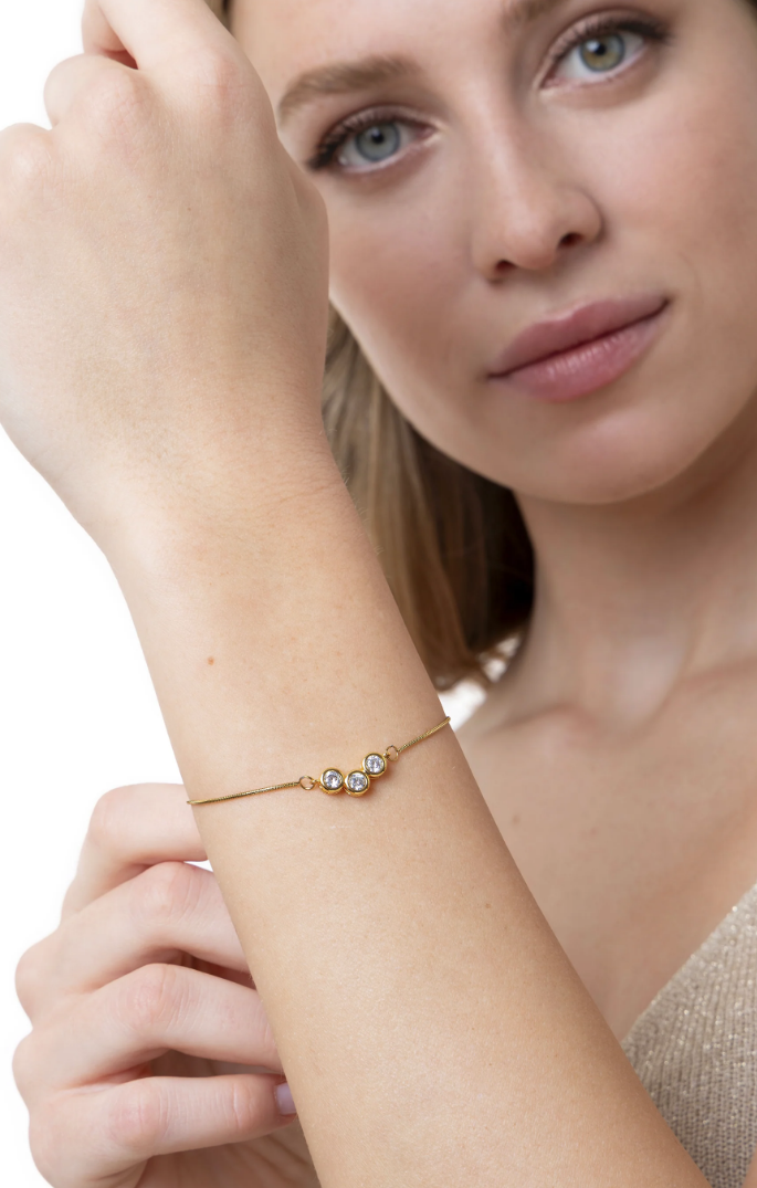 Bracciale regolabile con tre punti luce in zirconi Acciaio placcato oro